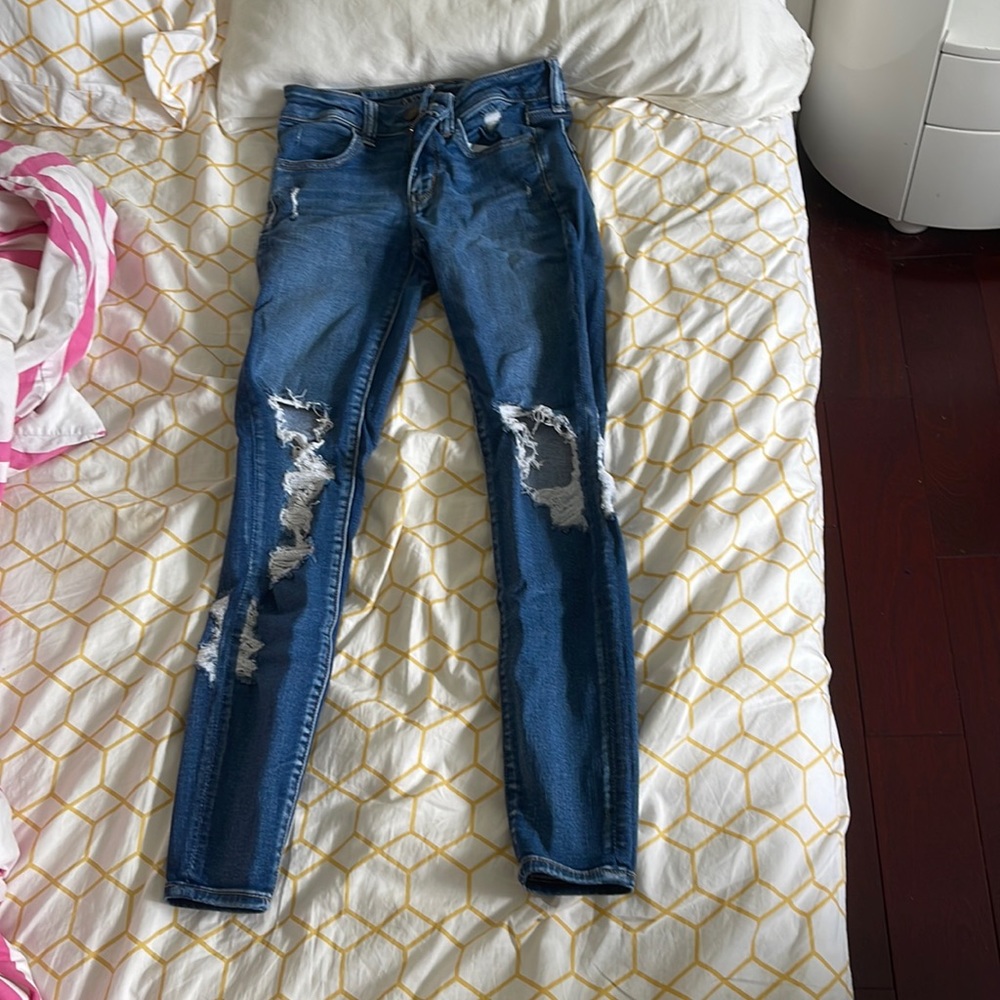 American eagle size 2/36 distressed jeans